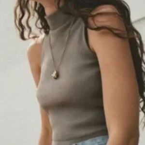 NWT Everlane Mockneck Rib Sleeveless Crop Tank Cotton Yellow Sz XS